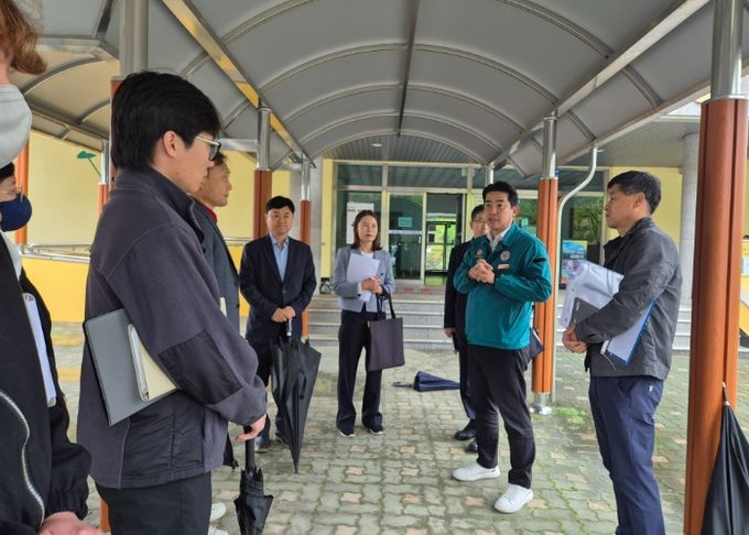 김종훈 시의원, 범서지역 일선 학교 민원현장 점검