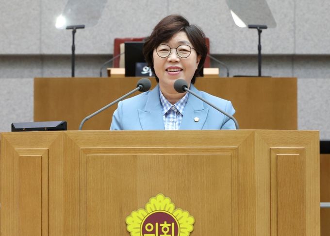 경기도의회 건설교통위원회 박옥분 의원(더불어민주당, 수원2)