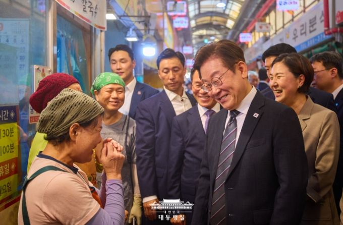 인천 용현시장 방문(대통령실)